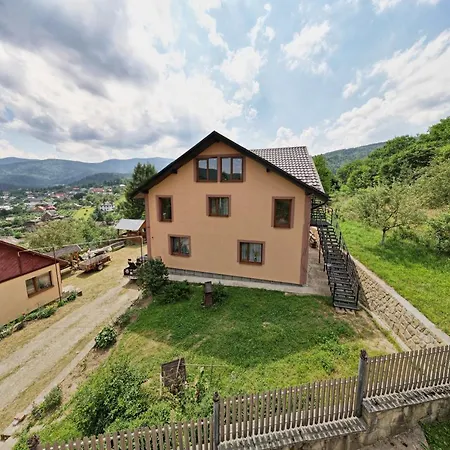 Gazdіvska Hata Konukevi Yaremche