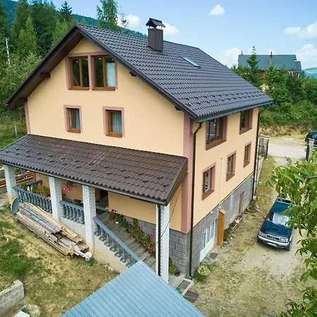 Gazdіvska Hata Konukevi