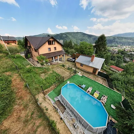 Gazdіvska Hata * Yaremche