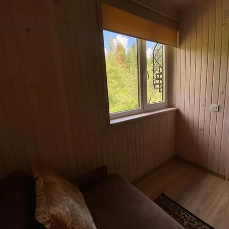 Gazdіvska Hata * Yaremche