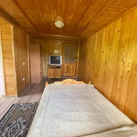 Gazdіvska Hata Guest House *